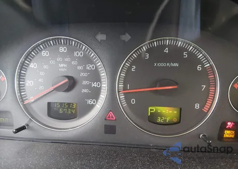 2004 Volvo S60 2.4 from USA, damaged, VIN YV1RS64A742406286